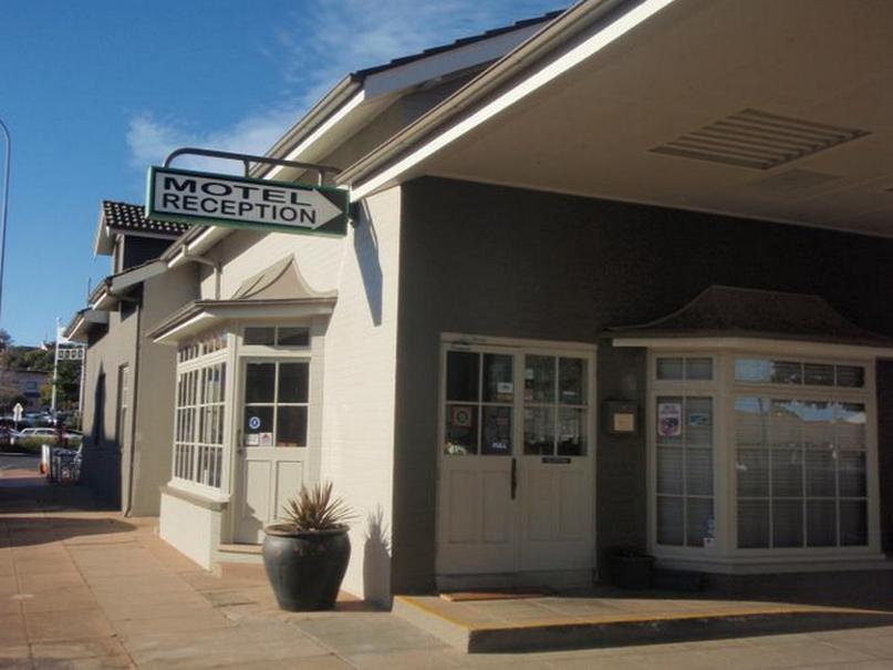 Coachman Hotel Motel Parkes Exteriör bild