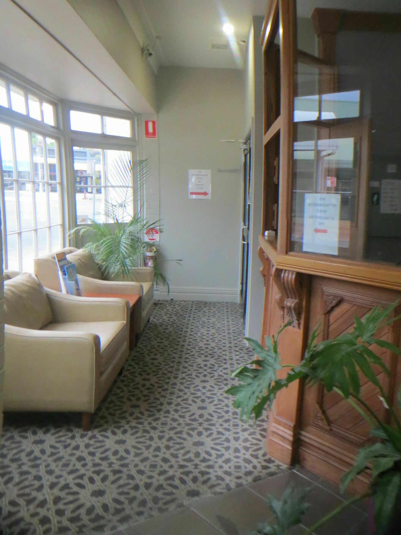 Coachman Hotel Motel Parkes Exteriör bild